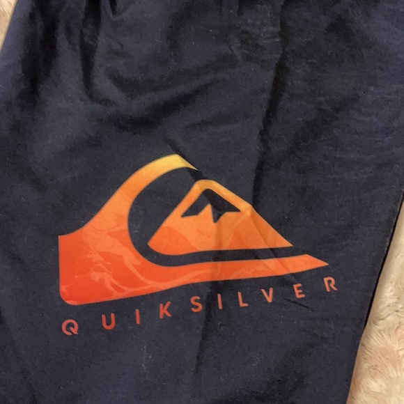Quiksilver Volley Shorts - Picture 4 of 7